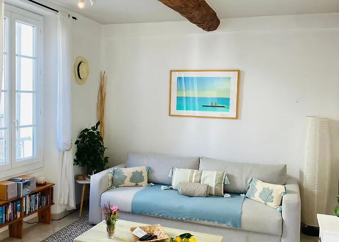 Pimms Apartment